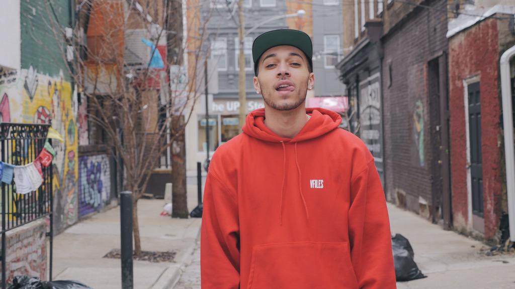 XO_Brandy_XO's tweet photo. Y'all know @KalinWhite is Bae RIGHT !! 😍😎 ILY Kalin http://t.co/9NIf11f4Ge
