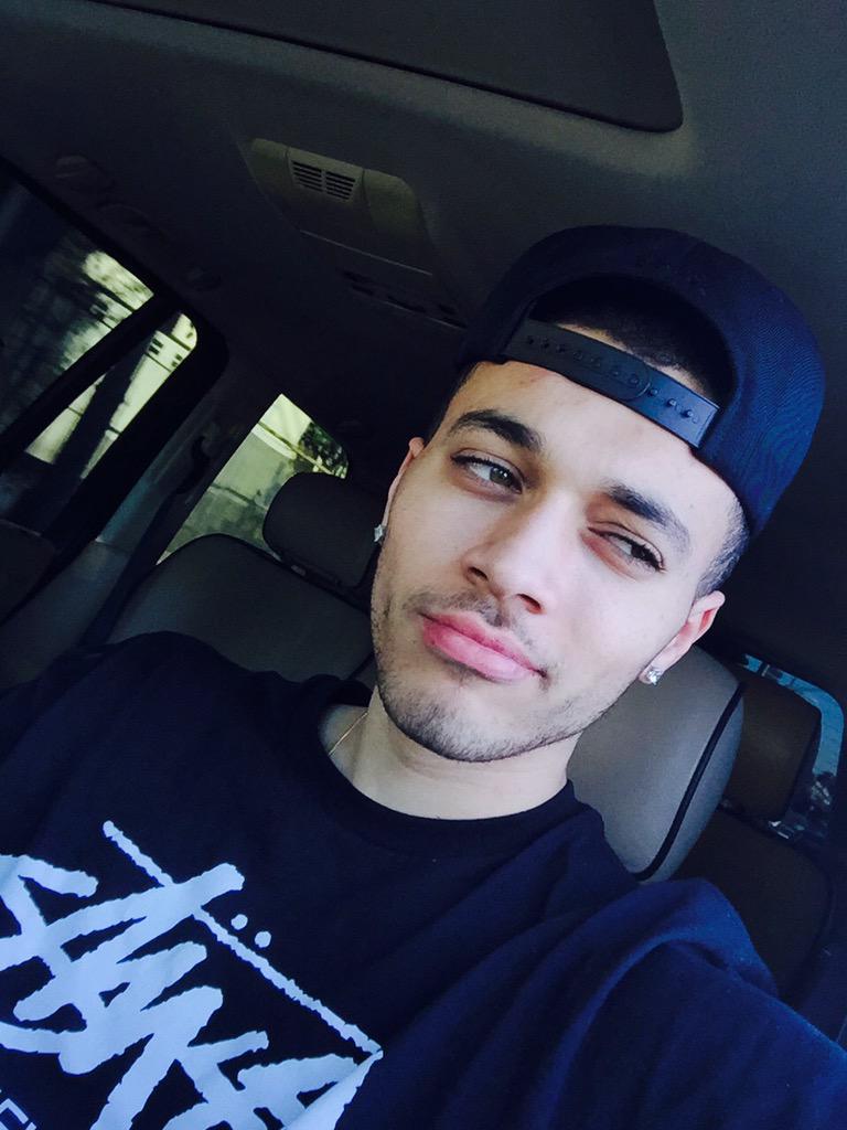 XO_Brandy_XO's tweet photo. Y'all know @KalinWhite is Bae RIGHT !! 😍😎 ILY Kalin http://t.co/9NIf11f4Ge