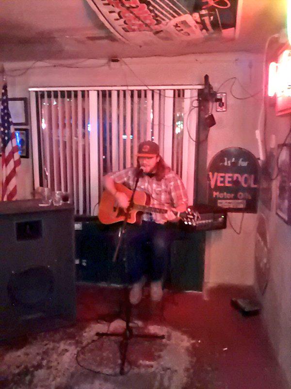 ScotSimco's tweet image. Come out and party with Joe Melton at Vals Restaurant and Pub @AltusOklahoma