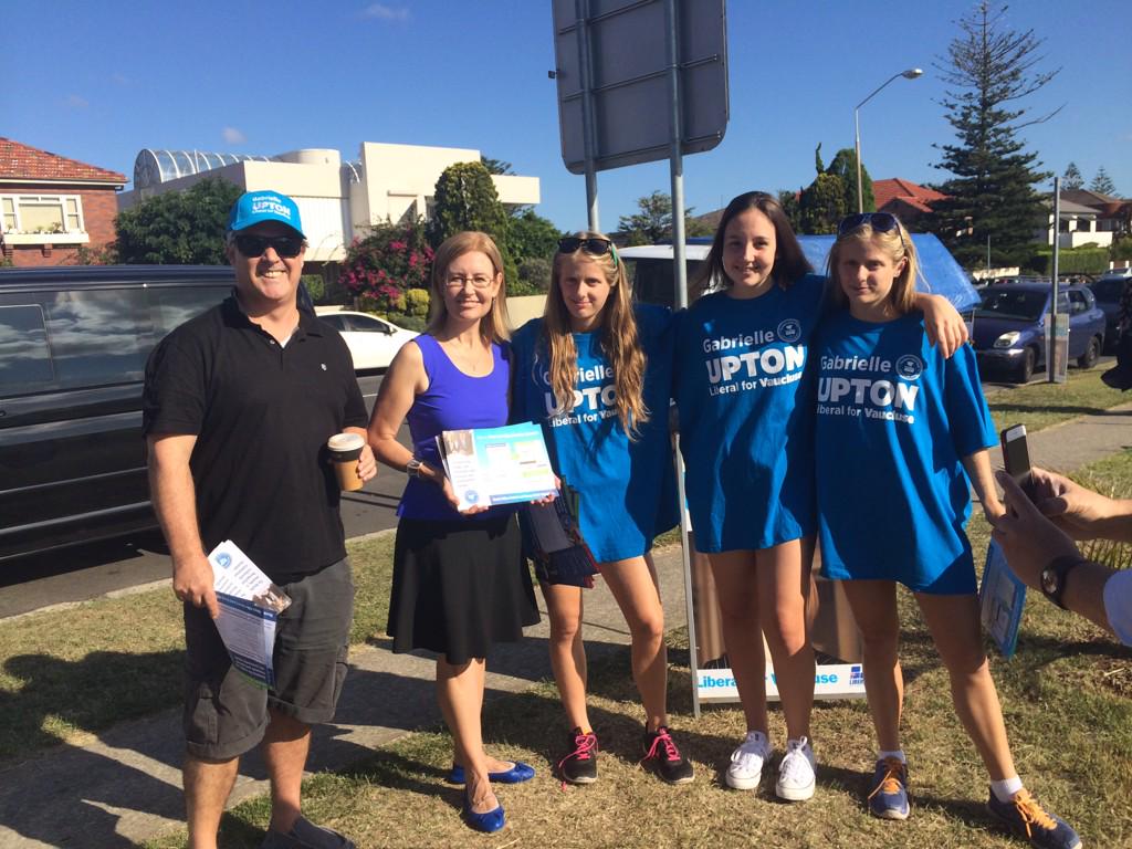 gabrielleupton's tweet photo. The fabulous girls from #Ascham School - thanks for your help! #nswvotes @LiberalNSW #BackBaird #nswpol http://t.co/bNeuI8zUgk