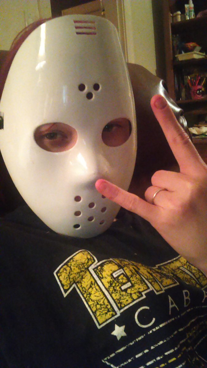 CristiMichelle's tweet photo. #gangsta http://t.co/8pQhkq2xM3