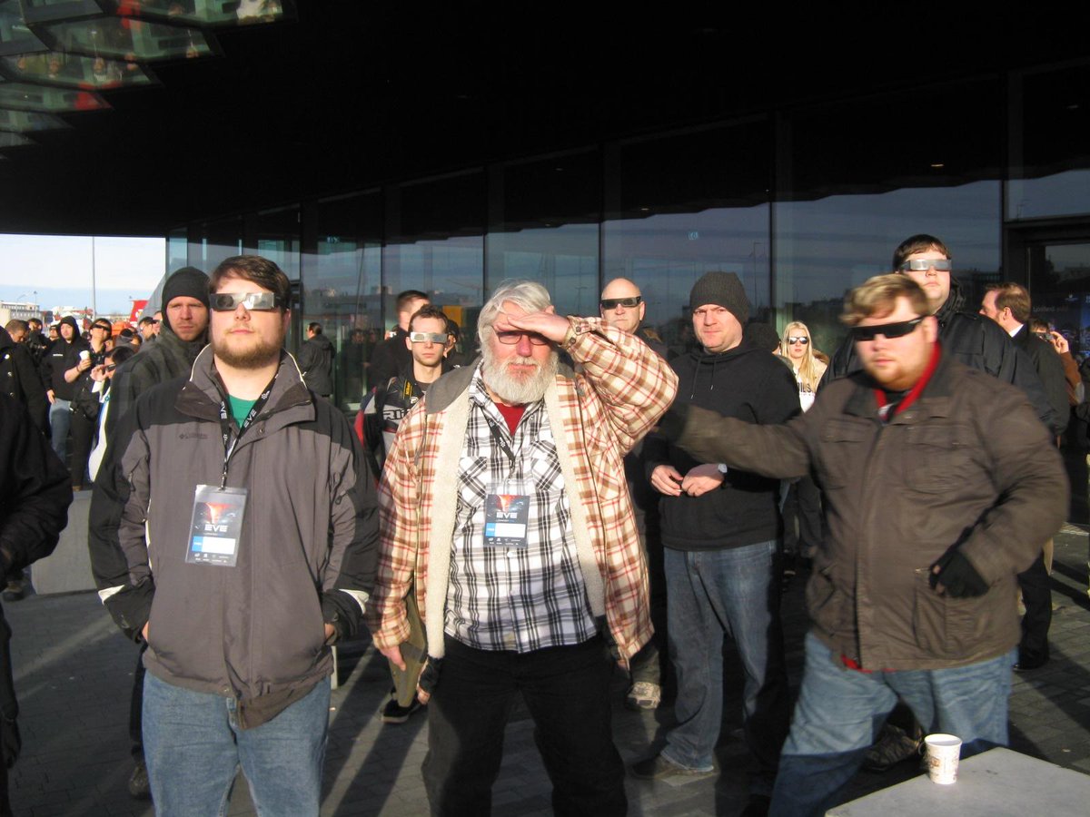 Pyratetrader's tweet photo. Fun with the bros in Iceland http://t.co/I82BuVRYWG