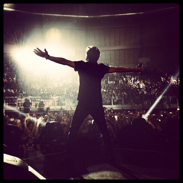 ligabue's tweet photo. #mondovisionetour #girodelmondo Ieri sera a Livorno! http://t.co/x5TGxrGuge