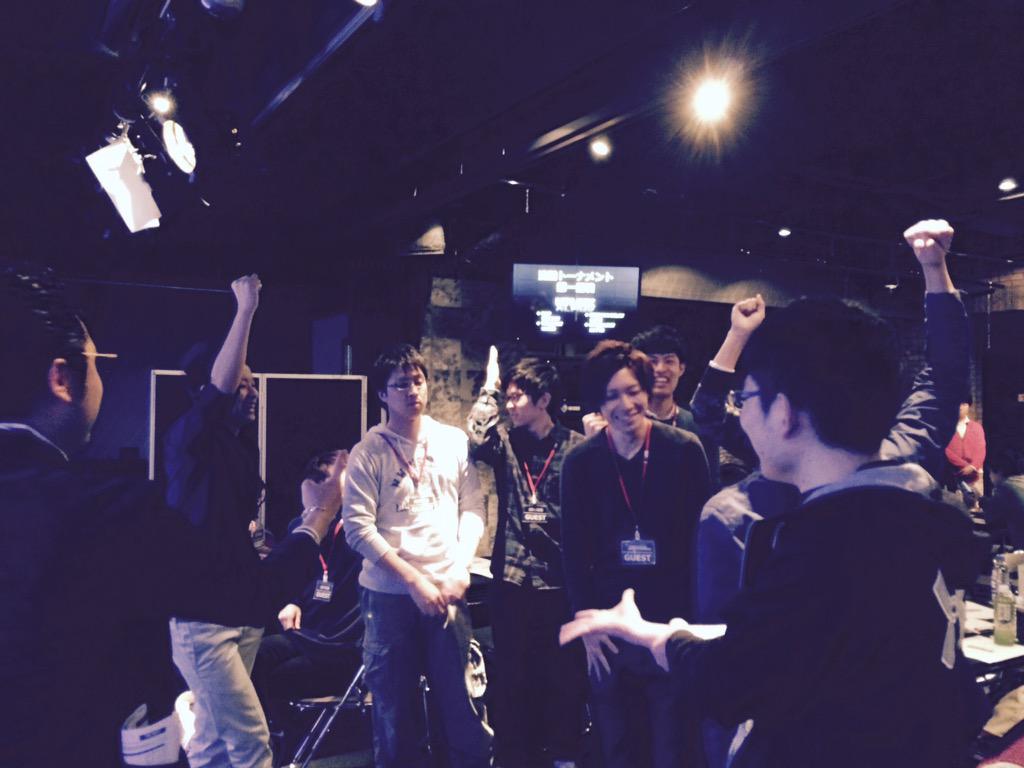 sqex_ee's tweet image. 【CoD:AW】「コール オブ デューティ アドバンスド・ウォーフェア 全国大学対抗戦決勝トーナメント」18時より！写真はトーナメント抽選会の様子  nico.ms/lv212921648  #CoD大学対抗戦