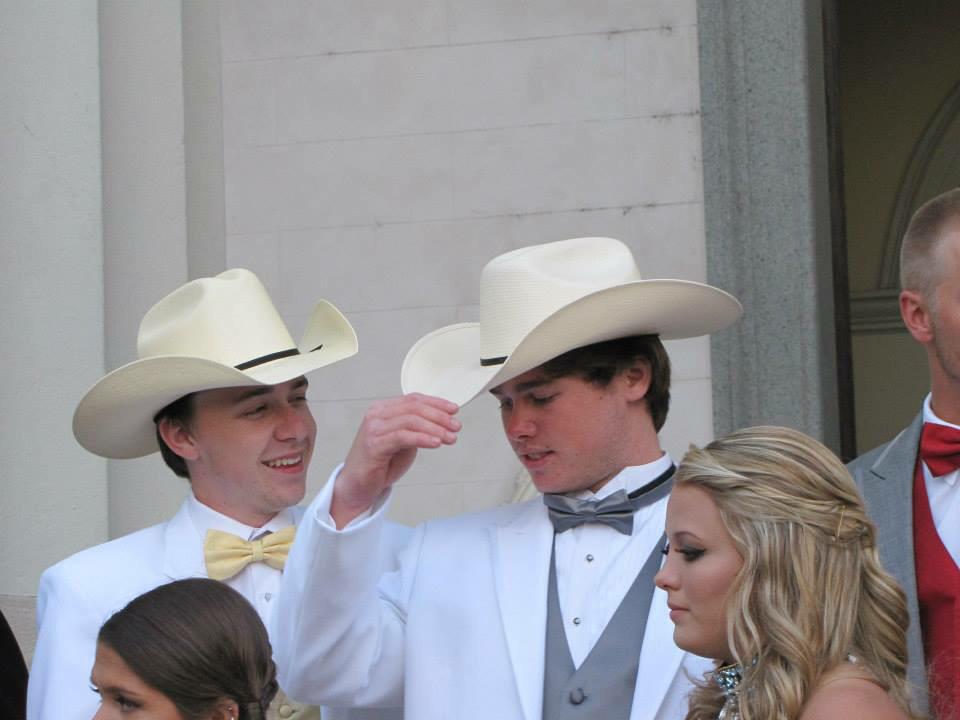 GauldenGrace's tweet image. Just to of the best looking guys at Baker my grandsons