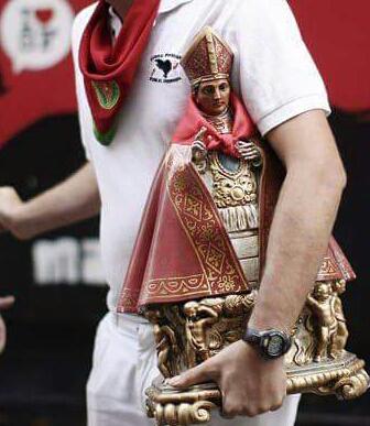 mesaencierro's tweet photo. 100 EGUN...
100 DÍAS...

Gutxiago falta da!
¡Ya falta menos!
#Sanfermin15

http://t.co/x5g0gjaUmo http://t.co/VYmfxNtzcf