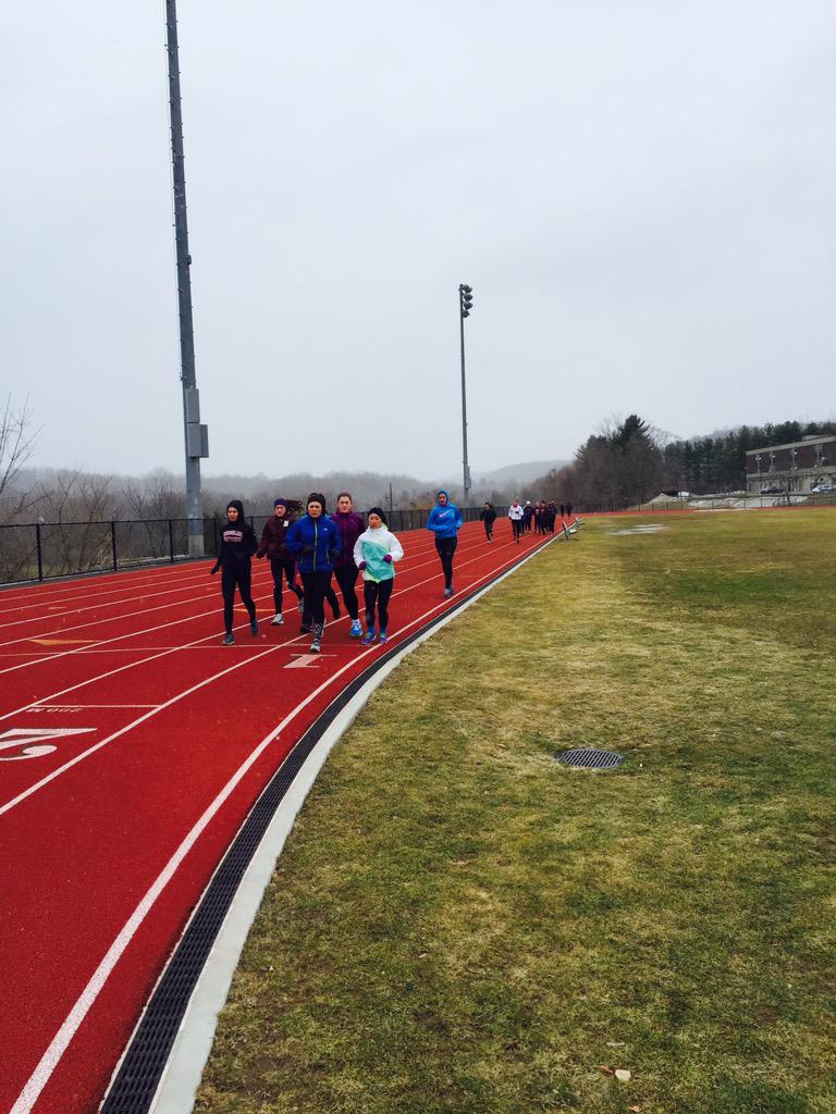 coach_cip's tweet image. Girls' Track working hard in all weather conditions. #springtrack?