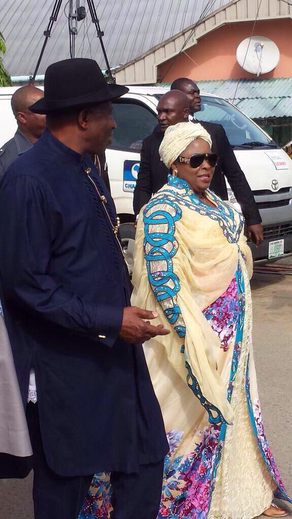Sweetzce's tweet photo. Mama Peace: I need a costume like that of the lady Morgana from Merlin 

Tailor: Say no More 

😂😂😂😂😂😂😂😂 http://t.co/Wj0PTuw5aU