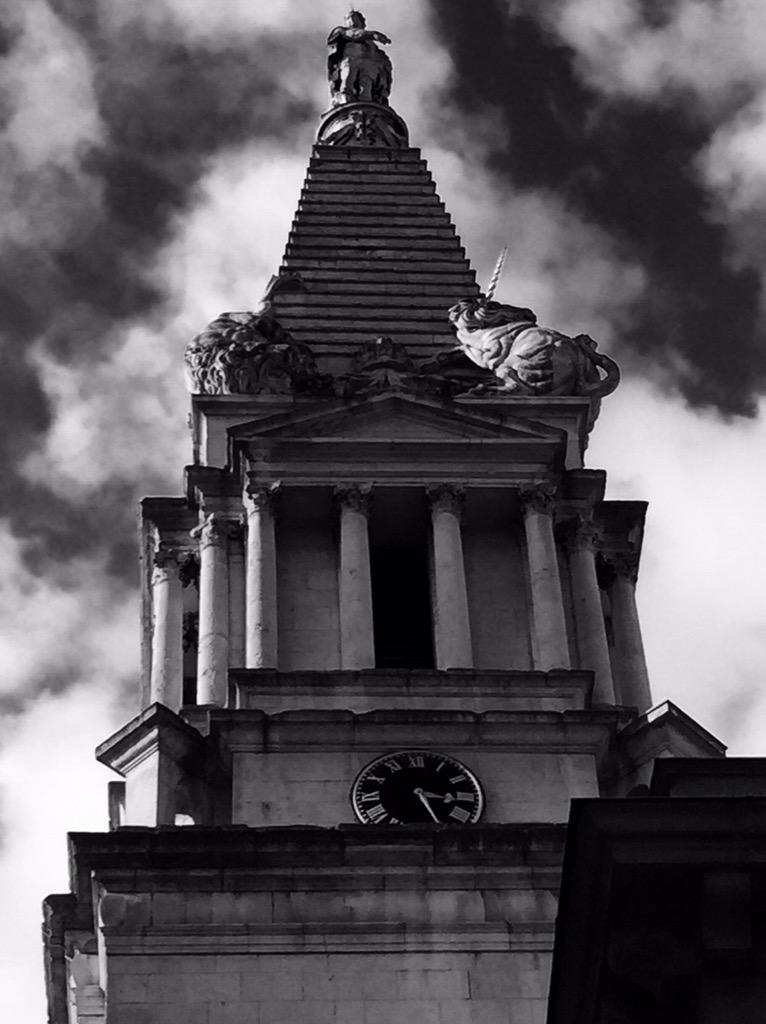 TempusMagazine's tweet photo. 18th c clock St George's Bloomsbury this morning. #showusyourclock http://t.co/GJR7Ftdz7P