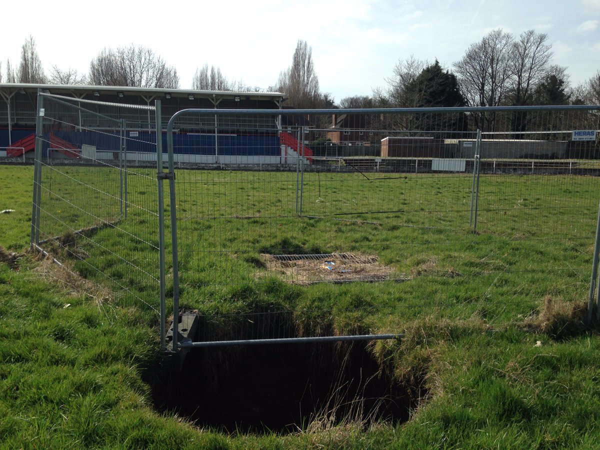 Coastway_Net's tweet image. Sinkholes stop play! No rugby to be played on this pitch until we survey them #GPR #subsurface #voids #laserscanning