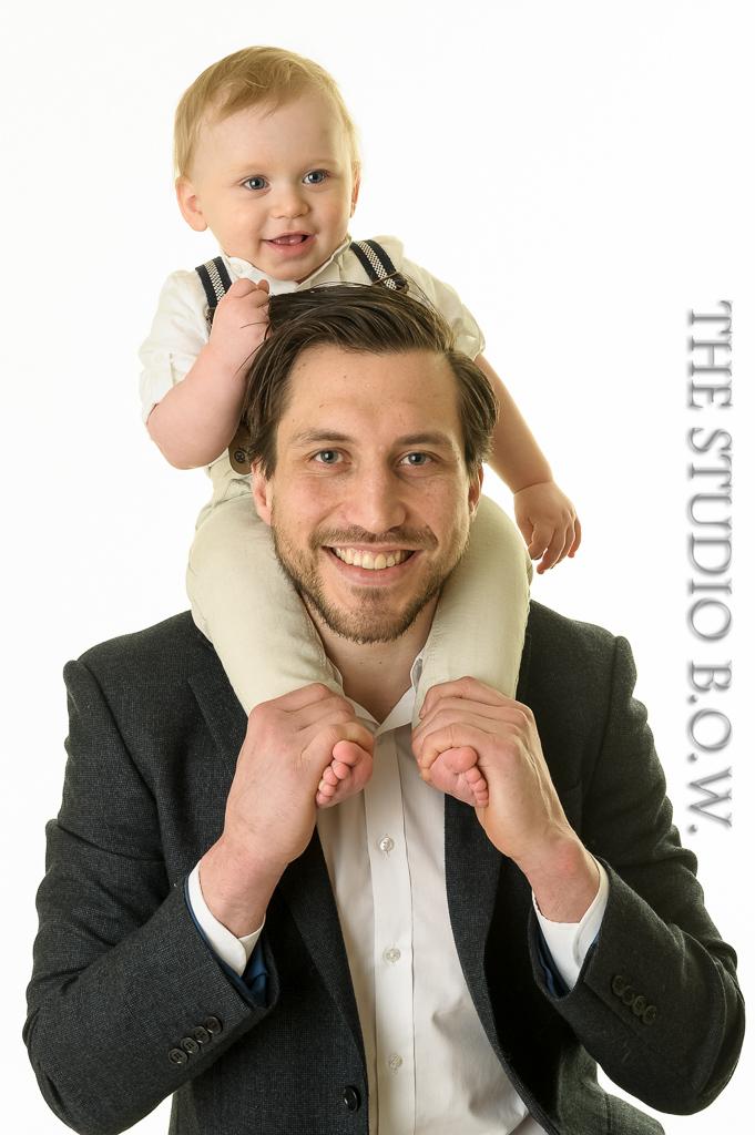 AlGooldPhoto's tweet photo. Jax's 1st birthday photo shoot &amp; cake smash at @StudioBow  with @MrsGemRose &amp; @Chrisfrank2206 #cakesmash #greatfun http://t.co/elfJvZbD5y