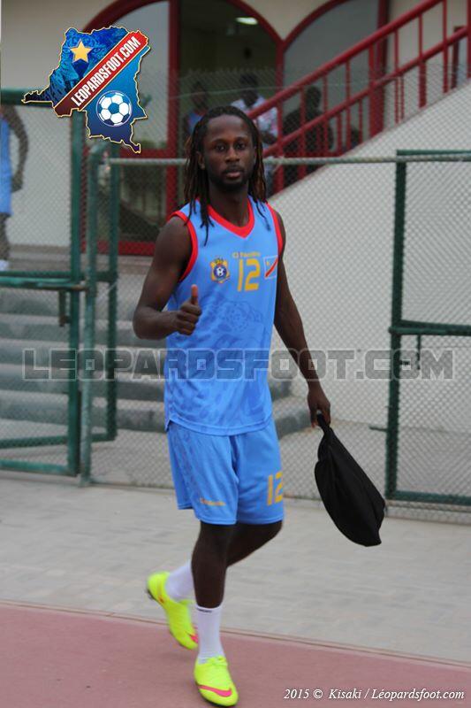 RetweetRDC's tweet photo. Dieumerci Ndongala #LeopardsRDC 🔴🔵 @dmcdemsi http://t.co/XVAuD99TEi
