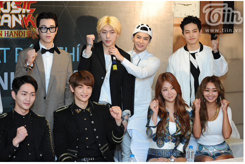 CBL_WQHW4AAyQky.png:large