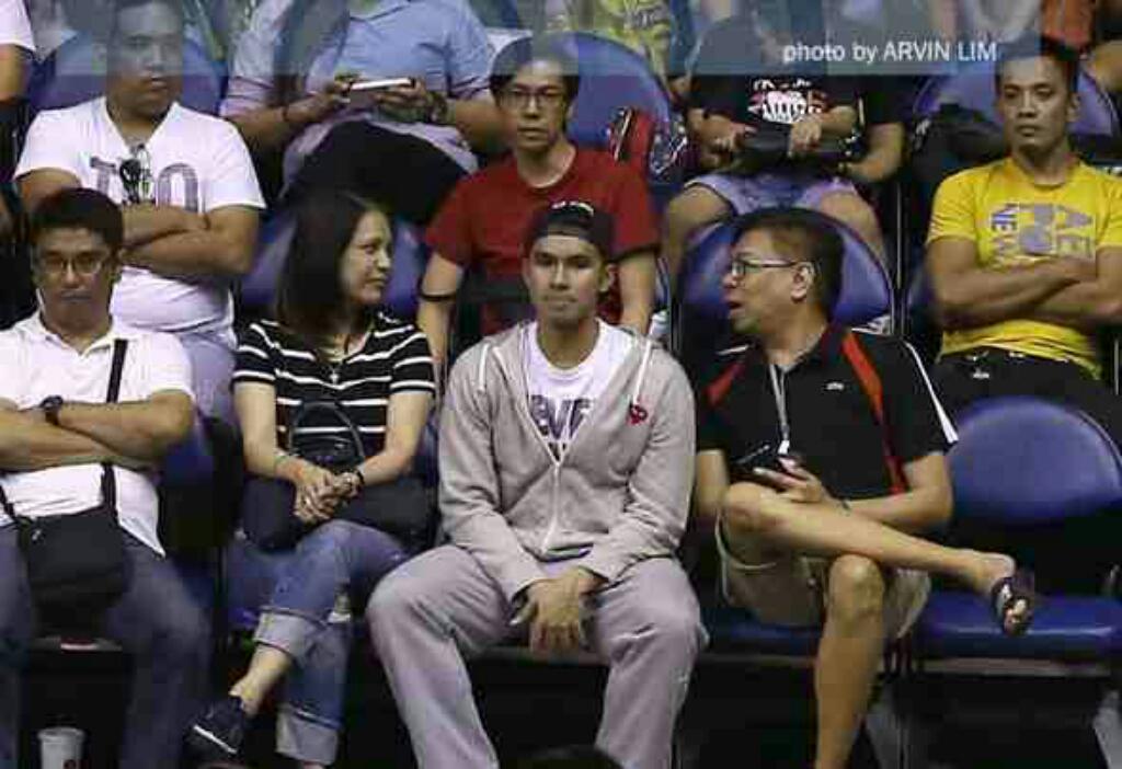 UAAPSportsTV's tweet photo. Will Kiefer Ravena be running the point for Ateneo next season? http://t.co/NqglKGwOKD http://t.co/KmumpQjwpz
