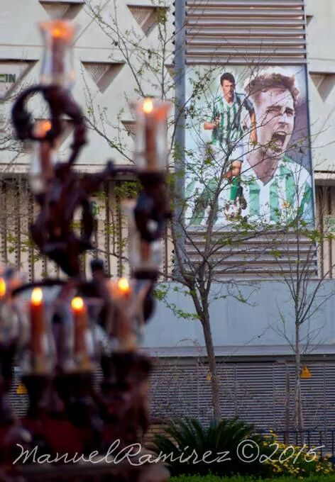Ramirezfotograf's tweet photo. Minuto 26 Viernes de Dolores @InfoRBB @betisweb @RealBetis @solobetis @Betis_mobi @OndaBetica @Beticismo http://t.co/AKJVArLFsC