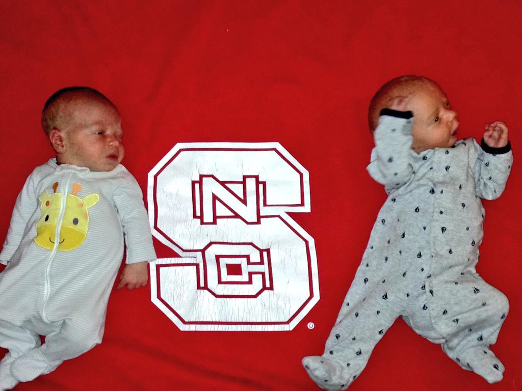 dy_thats_me's tweet photo. @PackFootball #Pack33 targets Owen Purcell and Peyton Young finishing their mat drill session. http://t.co/oSLBhTzkqZ