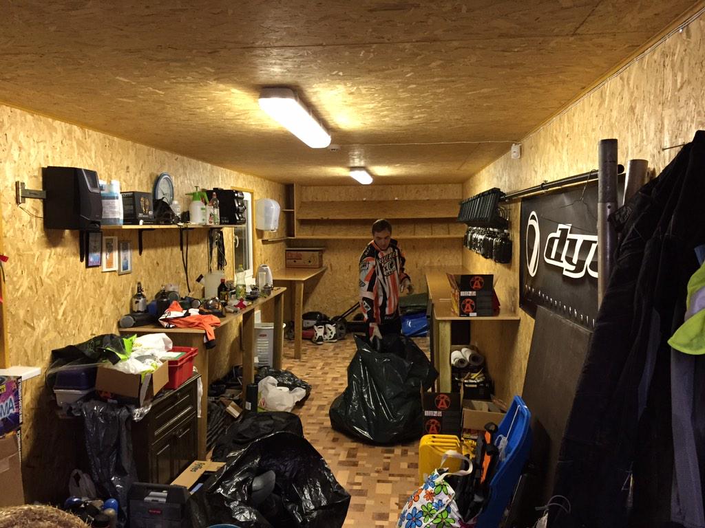 Sākam pārvākšanās darbus, jo no 2015.gada būsim viesunamā Rakši Cēsis ar plašu izklaides programmu iespēju!