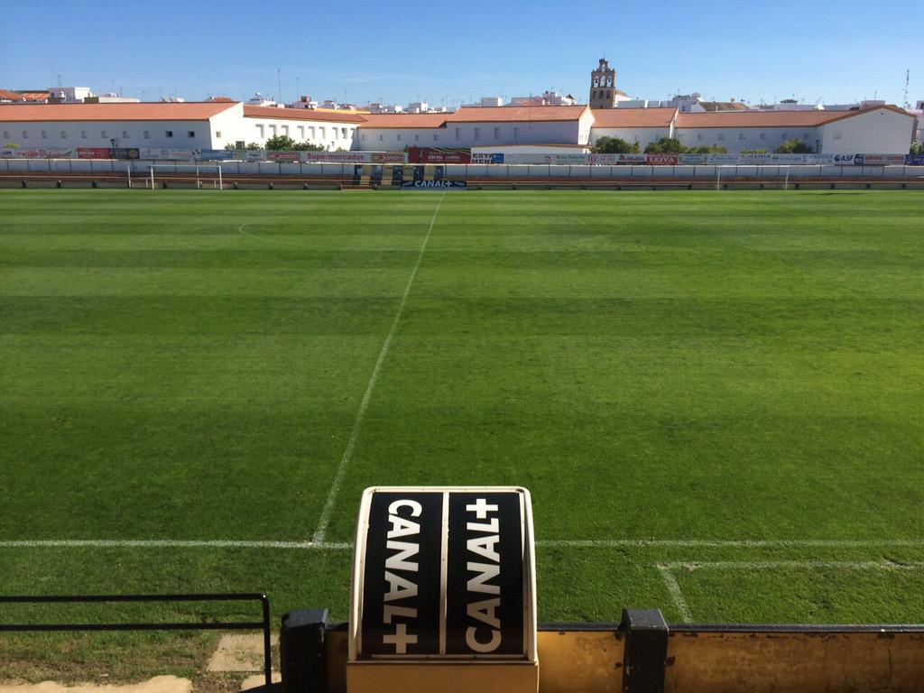 electrocompas's tweet image. Canal + patrocinador oficial del filial aurinegro os invita a ver hoy el partido frente al Rota en el municipal.