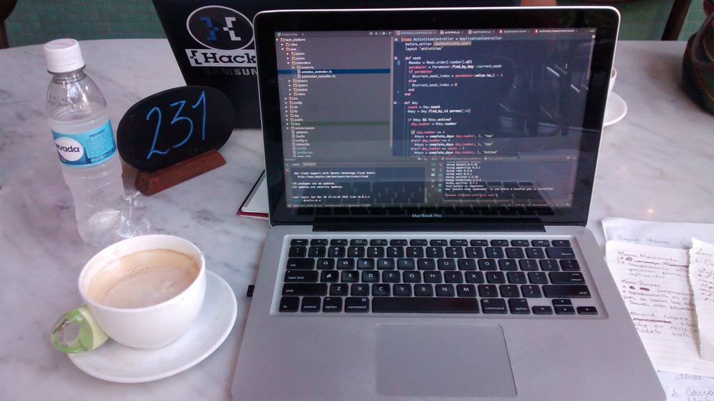 romerramos's tweet photo. Agregando listas ordenadas persistentes a la plataforma @hack4geeks http://t.co/XJcf2rdbOy