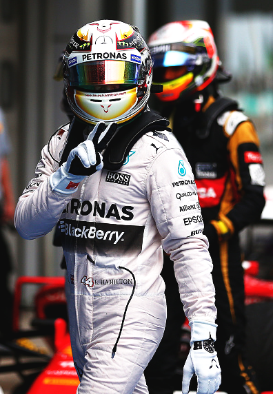 CapturedF1 tweet picture