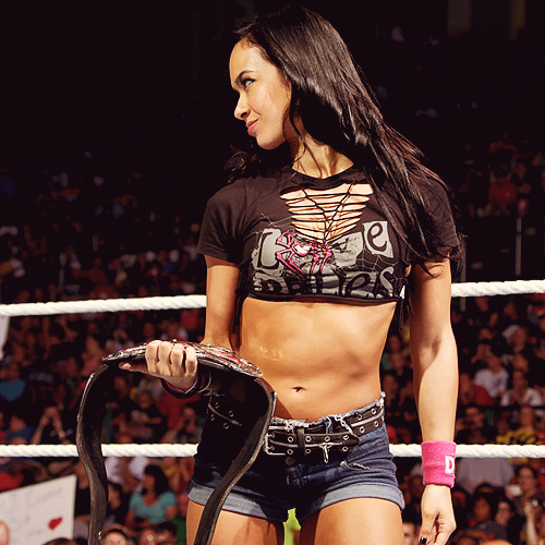 myloveisLUNATIC's tweet photo. RT IF YOU STAND WITH @WWEAJLee http://t.co/s7Jw48WuA8