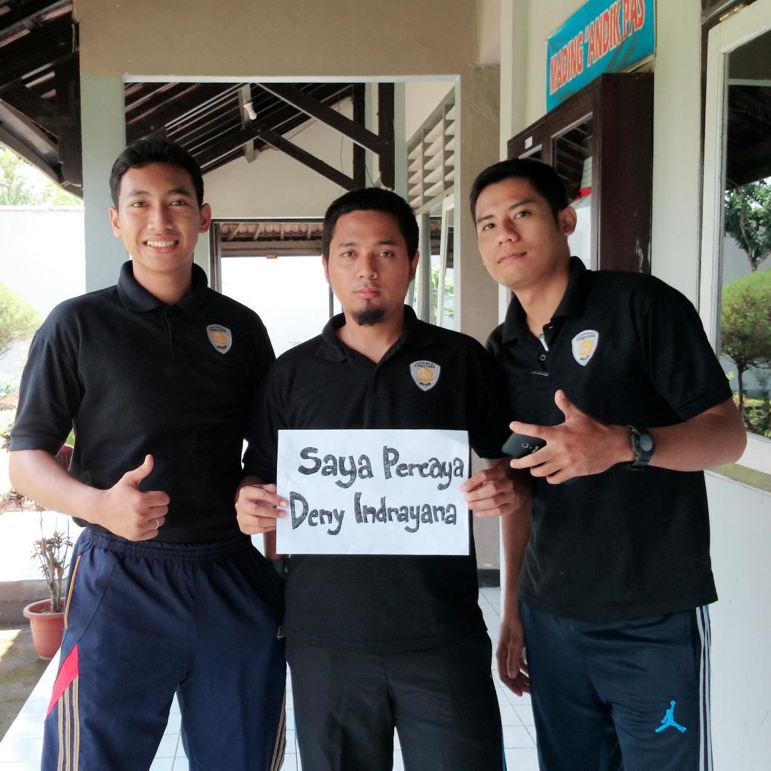 arleynew17's tweet photo. #PercayaDennyIndrayana bentuk balas budi kami pada pak @dennyindrayana http://t.co/mS6VhMM1Ec