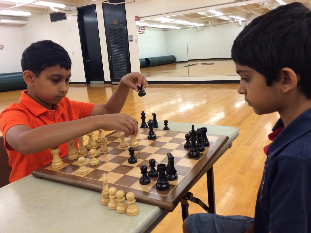 FL_AKYSB's tweet photo. 9-15 at it at chess! #IGFL2015 http://t.co/NA3wcIEGkP