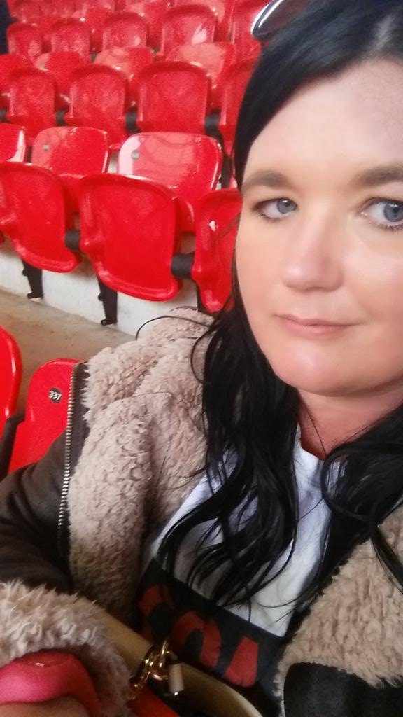 KateWoodskate's tweet photo. Tweet from your seat quins v sarries COYQs! http://t.co/8hAY1OxFBg