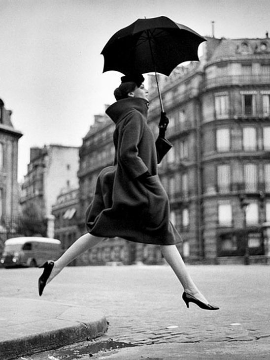roloandale's tweet photo. Happy weekend fashionistas! #xoxo #ragirl #roloandale by #rolandosantana #fashion #style #weekend #nyc #chic http://t.co/gbT08cy3kj