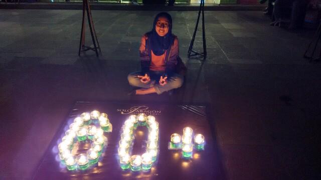 aprilannie4's tweet photo. Memperingati Earth Hour with Solo Paragon Mall... #soloparagonearthhour @SoloParagon http://t.co/B0qD4GlEmK
