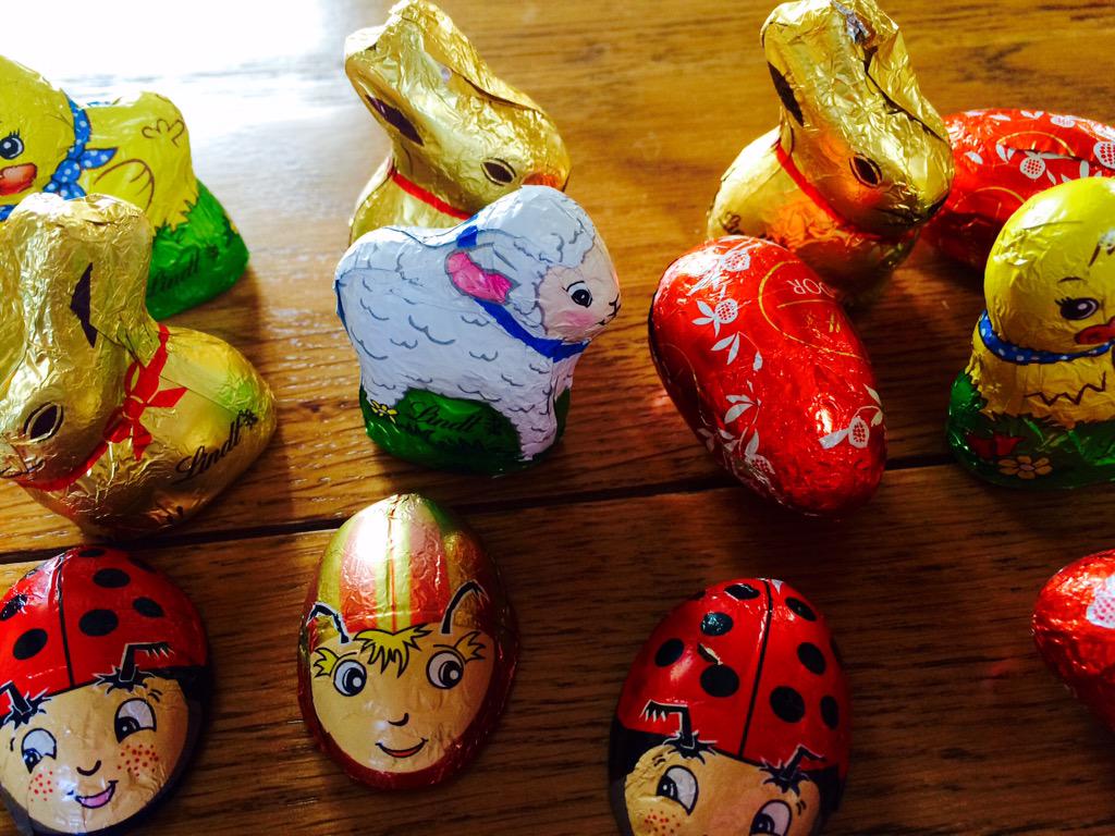 ClaireLLister's tweet photo. Spoilt for choice @Lindt - think we'll have to go back to the shops before Easter arrives for more ... #lindteaster http://t.co/YyjxilIEE0
