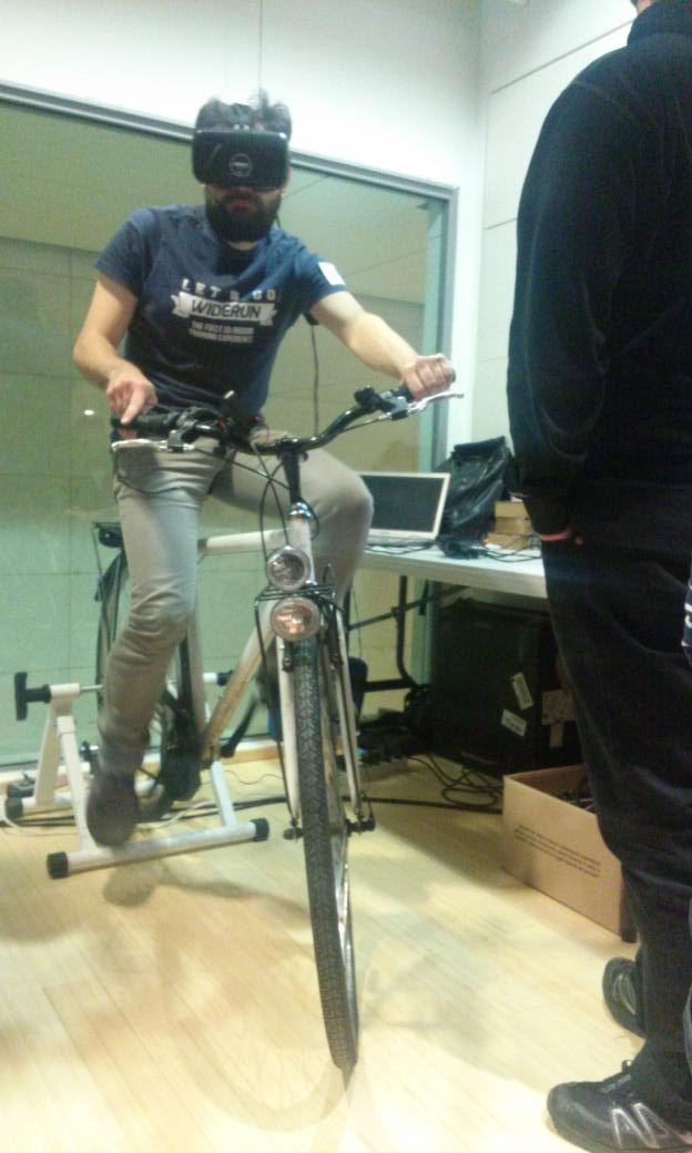 jattacaminarola's tweet photo. Run and play with #widerun #arduinoday2015 #Musetrento http://t.co/vqdu3UWCaU