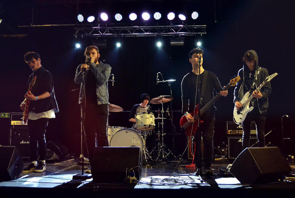 leasshha's tweet photo. Photographed a gig rehearsal last night for @_randhassan check out my Facebook page - Alisha Whitworth Photography :) http://t.co/3M6DBxTIhU