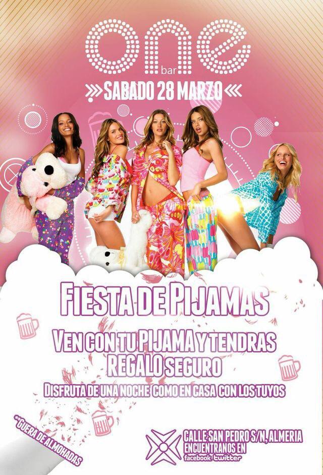 yarasoler's tweet photo. Os esperamos esta noche de super sábado en @OneAlmeria con la fiesta de pijamas!!!!! Hoy es sabado de ONE, muy 🔝👌🔝 http://t.co/D77AN5gq98