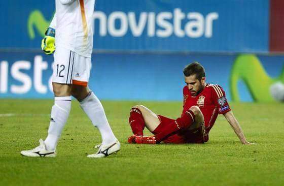 FiebreCule's tweet photo. 10 días de baja estará Jordi Alba por su lesión, se perderá el partido contra el Celta. #AnimsAlba http://t.co/NK7WFujbSL