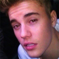 rollercosterxx's tweet photo. #ShotsWeekend 😍 @justinbieber http://t.co/gxXzxaHN4Z