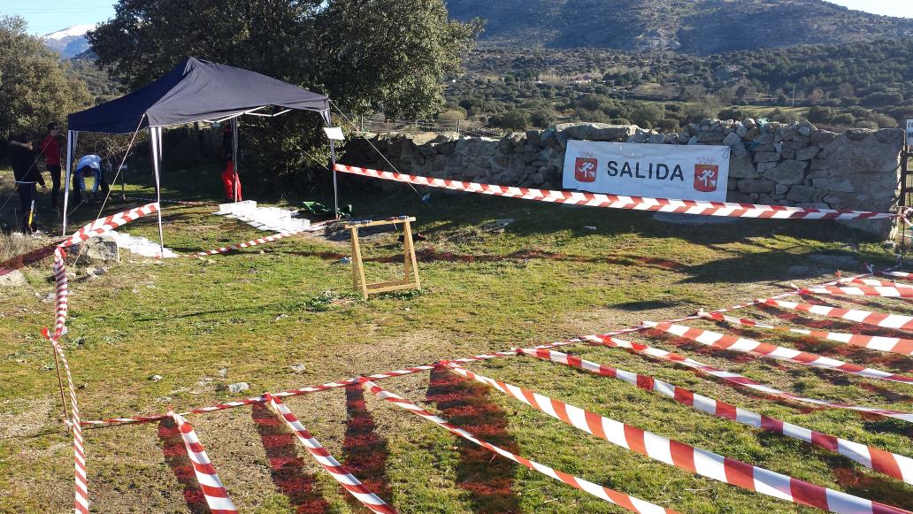 richytheking's tweet photo. Más de 400 corredores han tomado la salida en la carrera de #orienteeing de @OrientaGetafe Que divertida!! Gracias http://t.co/TnifxhFLsD