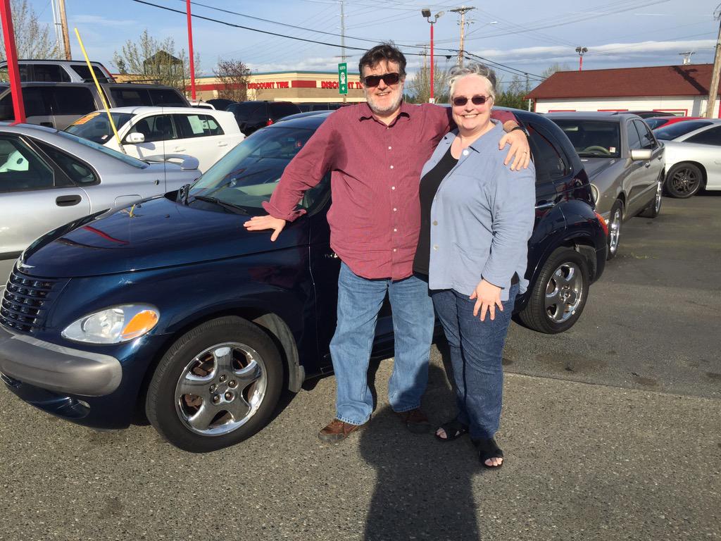 1800Project's tweet image. James and Lisa went home with 2 cars! #project1800 #CarsonCars
