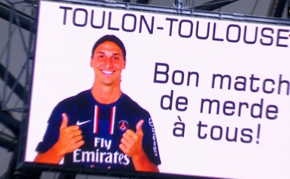 LeHuit_ST's tweet image. Rien que pour ça, on est heureux d'être au Vélodrome 😂😂😂
#RCTST