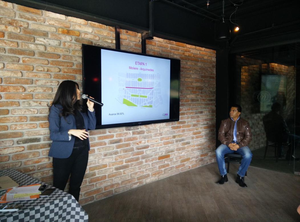 Estamos en un encuentro con medios para informar sobre el proceso de rehabilitación de <a href="/MASARYKCDMX/">Corredor Av. Masaryk</a>