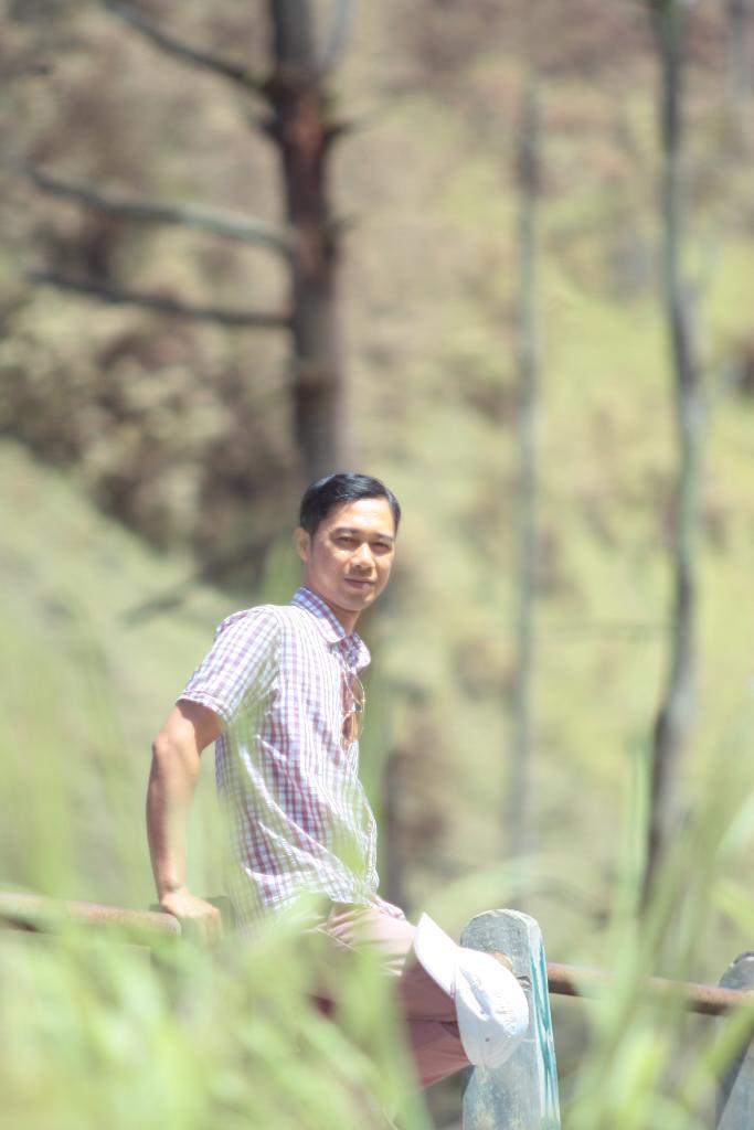 hashasta's tweet image. Turun gunung