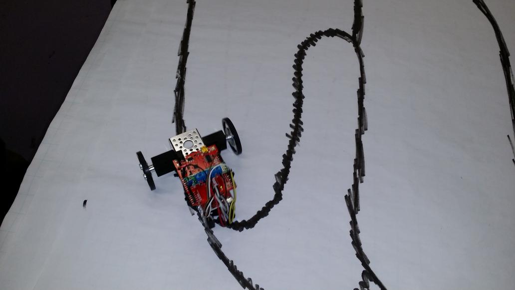 peterjcimino's tweet image. Building Robots and learning #ArduinoD15 @buffalolab thanks @annettewon @xavia