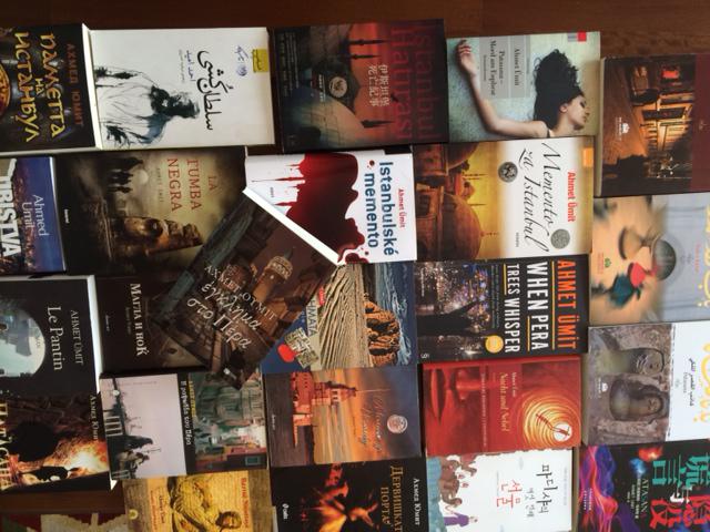 2014 yılında eserleri yurt dışında en çok yayınlanan yazar olarak İhracat Onur Ödülü'nü kazanmışız. Hadi hayırlısı.