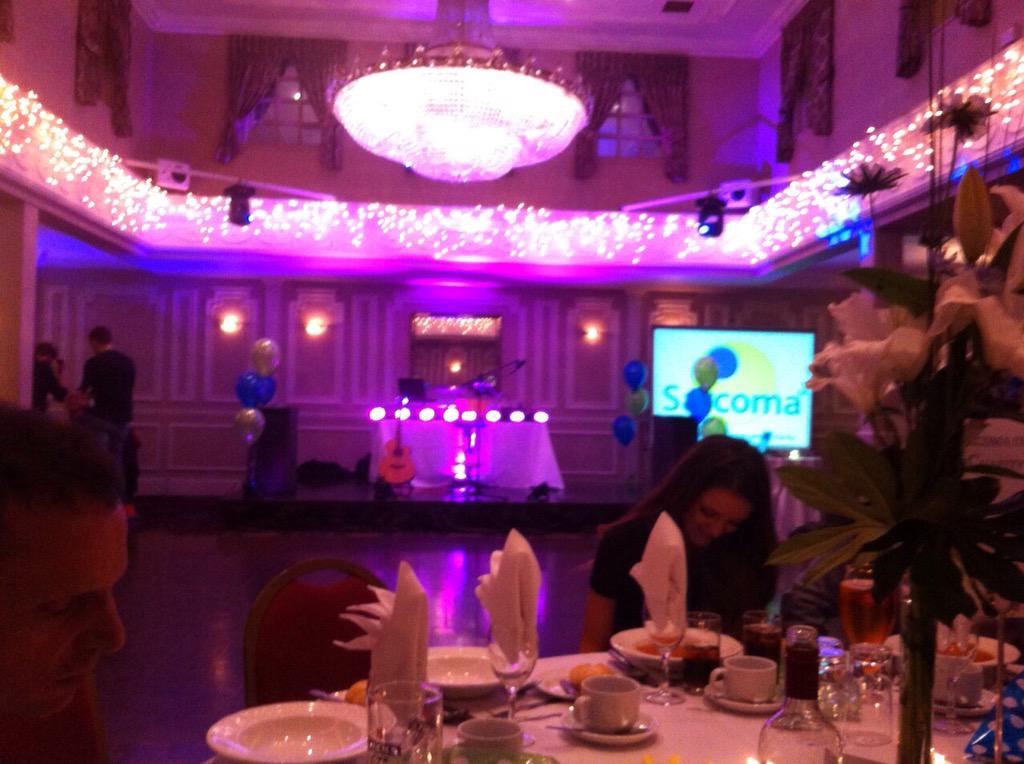 _InspireEvents's tweet photo. A few photos from the @Sarcoma_UK charity event last night 💙💚 http://t.co/7wSxFq4w3f