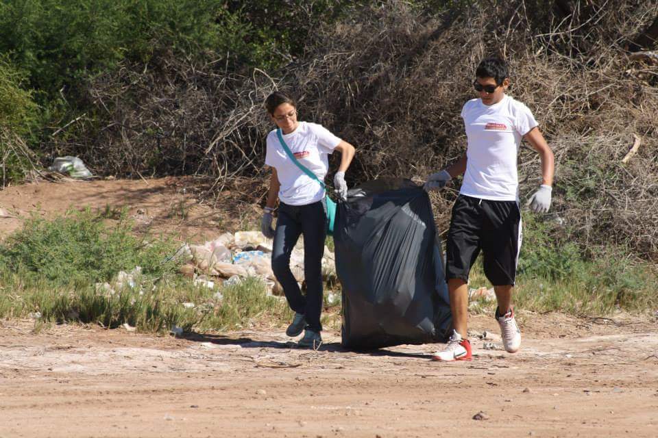 Dir_Ecologia's tweet photo. Todo un Exito #TalachaPlayera 2015 agradecemos a los + de 350 estudiantes #CetMar #CBTIS40 #COBACH #ITSON #UTG #ITG http://t.co/dMZH7vSFLC