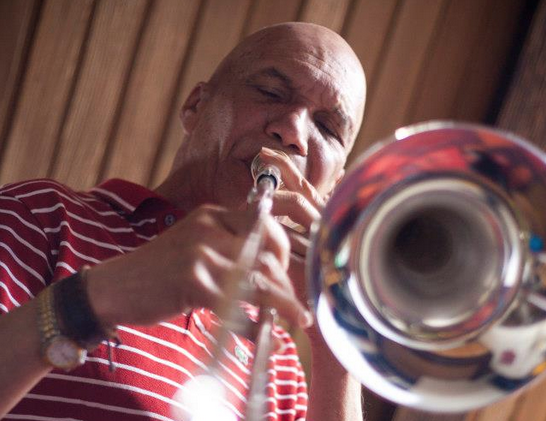 Pura "Descarga Son" en el No.7 de nuestro #Top20 con el maestro <a href="/PanteraFieraBra/">Gustavo García Pantera</a>