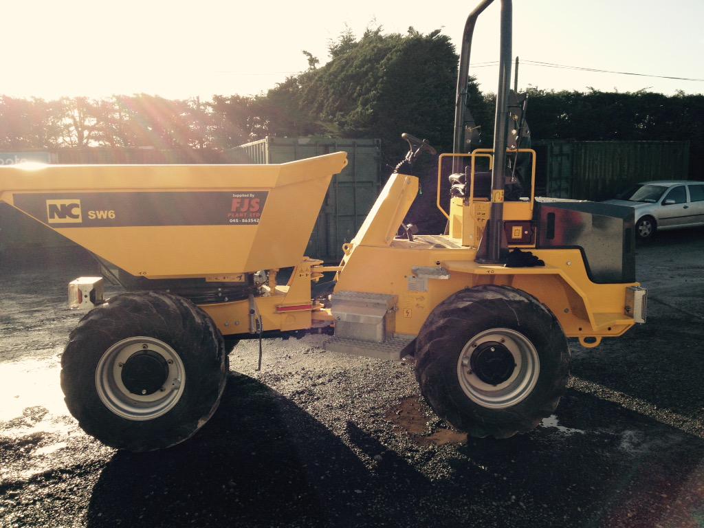 FJSPlant's tweet image. N C dumpers available from Fjs Plant from 1ton hitip to 10 ton ☎️045 863542 for further info