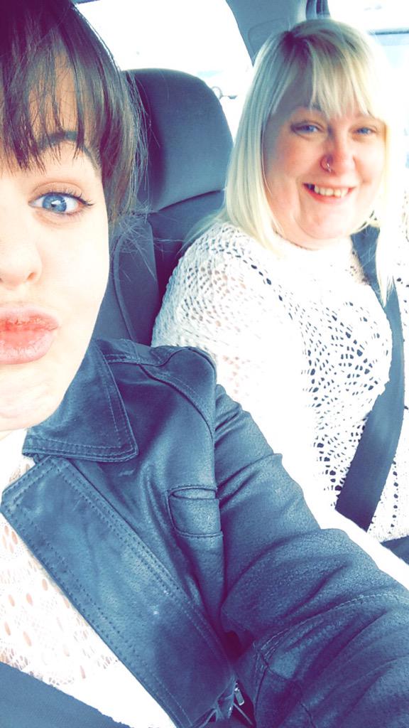 xxshannon_'s tweet photo. Profile foto? #mamasam @samk_76 http://t.co/N1N8IKXbPE