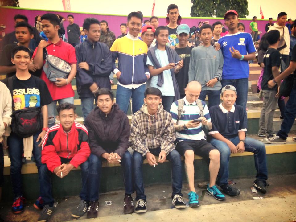 TS_Class's tweet photo. #PersibDay#Bobotoh http://t.co/5oTI7xmr1A