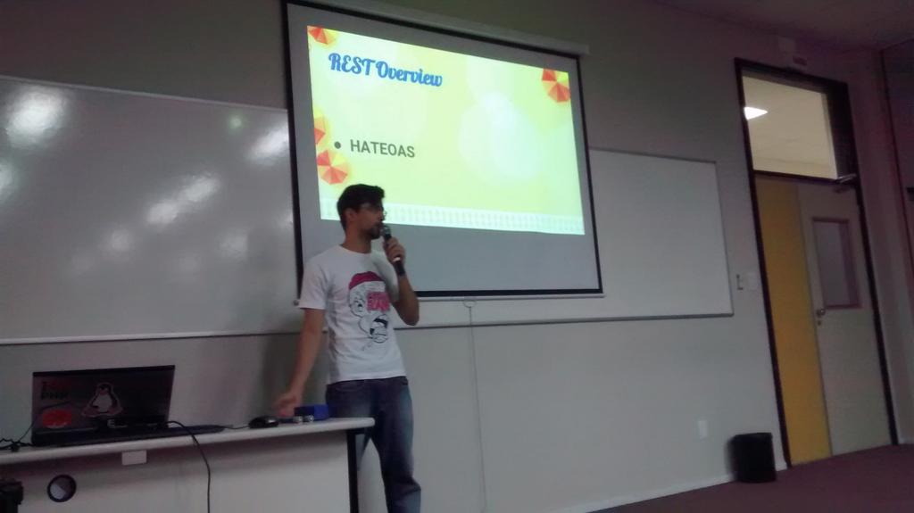 GDGSalvador's tweet image. #devfestextended #gdgssa rolando! #iot #wearable #angularjs #nodejs #python #googleglass #intel #galileo #realsense